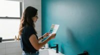 A Color Consultant Turned a Bedroom Into a Bold Bathroom